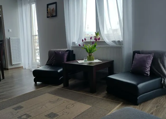 Polhouse Apartament *