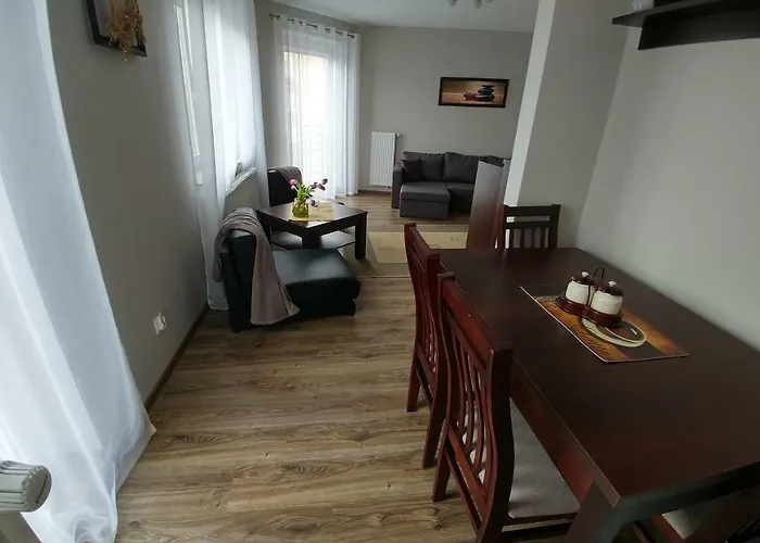 Polhouse Apartment *