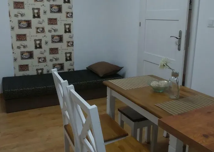 Polhouse Апартаменти Ряшів