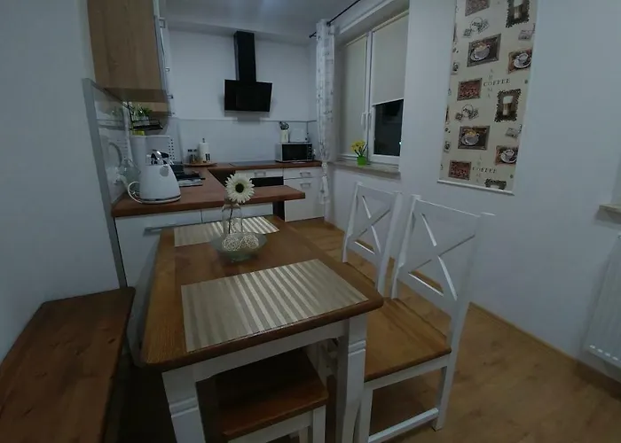 Polhouse Apartament *